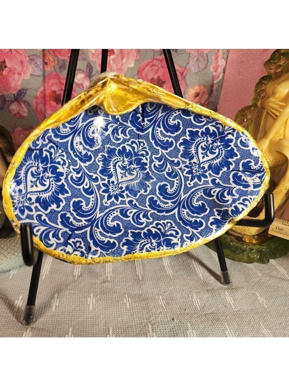 DECOUPAGE CLAM SHELL TRINKET DISH